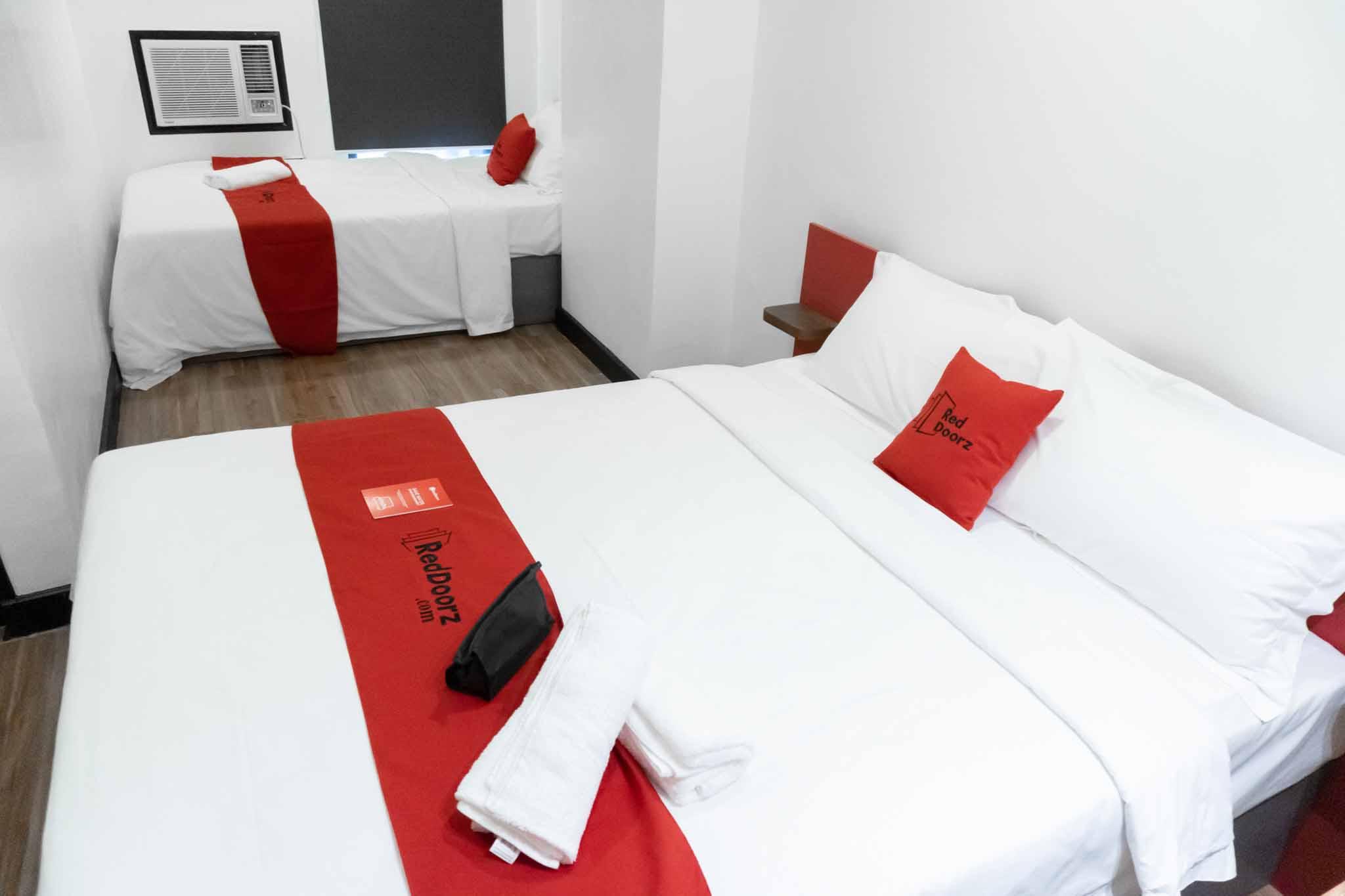 Reddoorz Plus At Mm Hotel Las Pinas Former Reddoorz Plus Near Bamboo Organ Zewnętrze zdjęcie