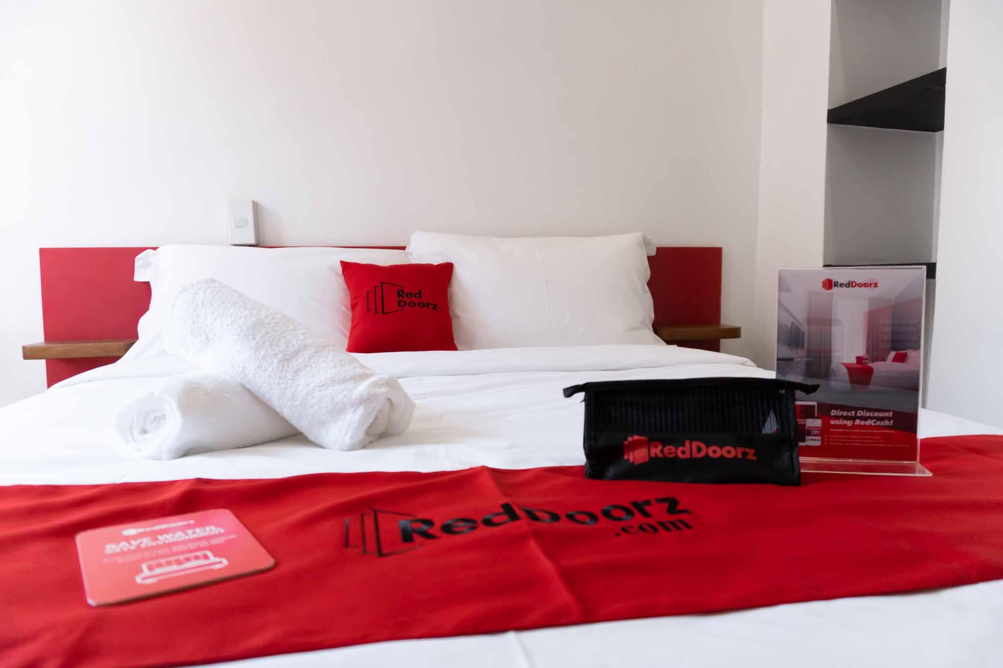 Reddoorz Plus At Mm Hotel Las Pinas Former Reddoorz Plus Near Bamboo Organ Zewnętrze zdjęcie