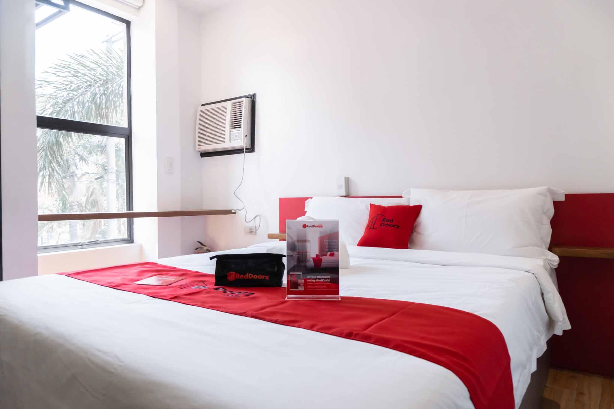 Reddoorz Plus At Mm Hotel Las Pinas Former Reddoorz Plus Near Bamboo Organ Zewnętrze zdjęcie