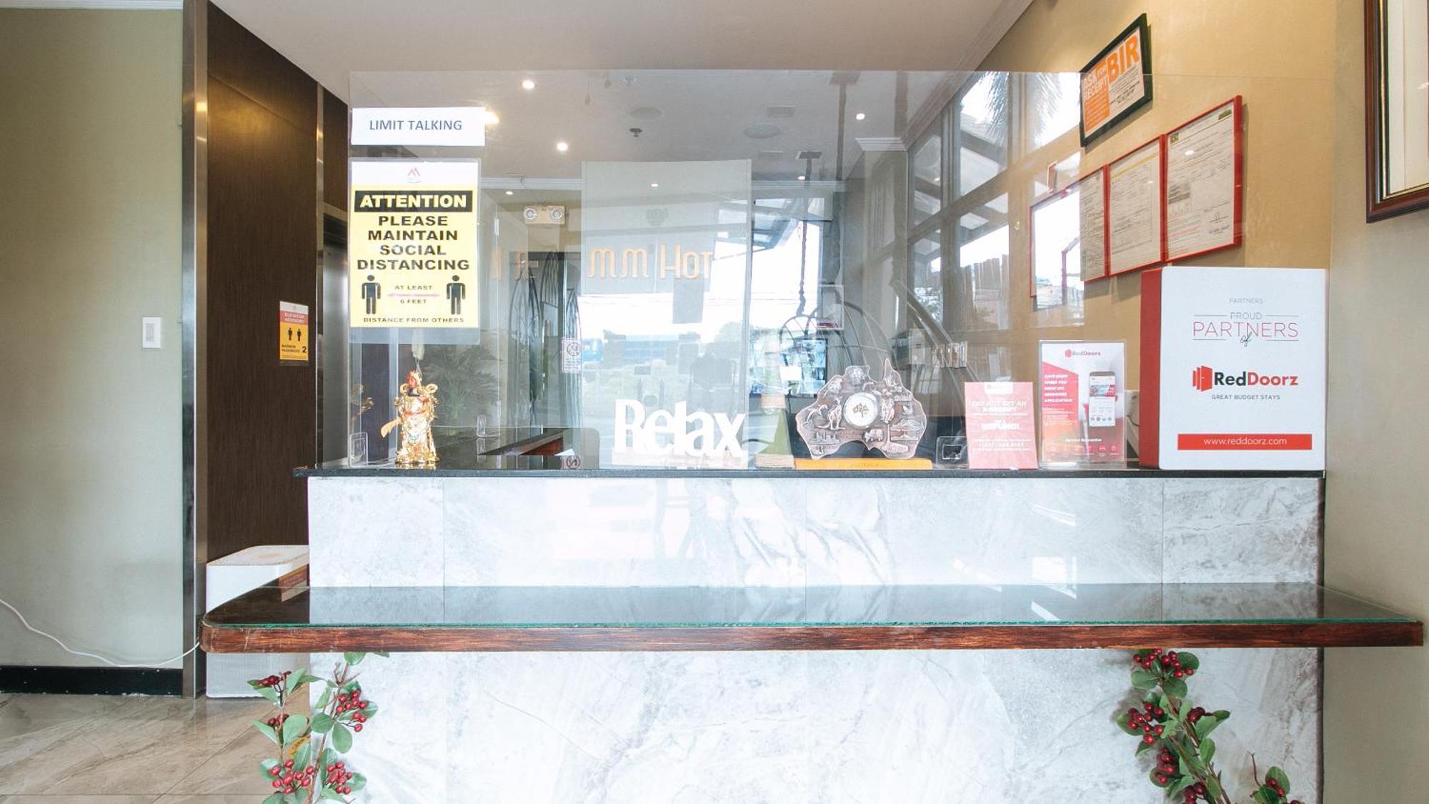 Reddoorz Plus At Mm Hotel Las Pinas Former Reddoorz Plus Near Bamboo Organ Zewnętrze zdjęcie